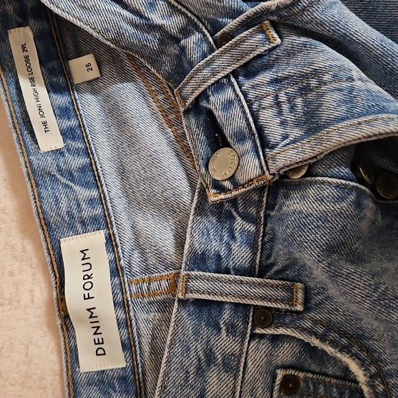 Aritzia The Joni High Rise Loose - Picture 9 of 10